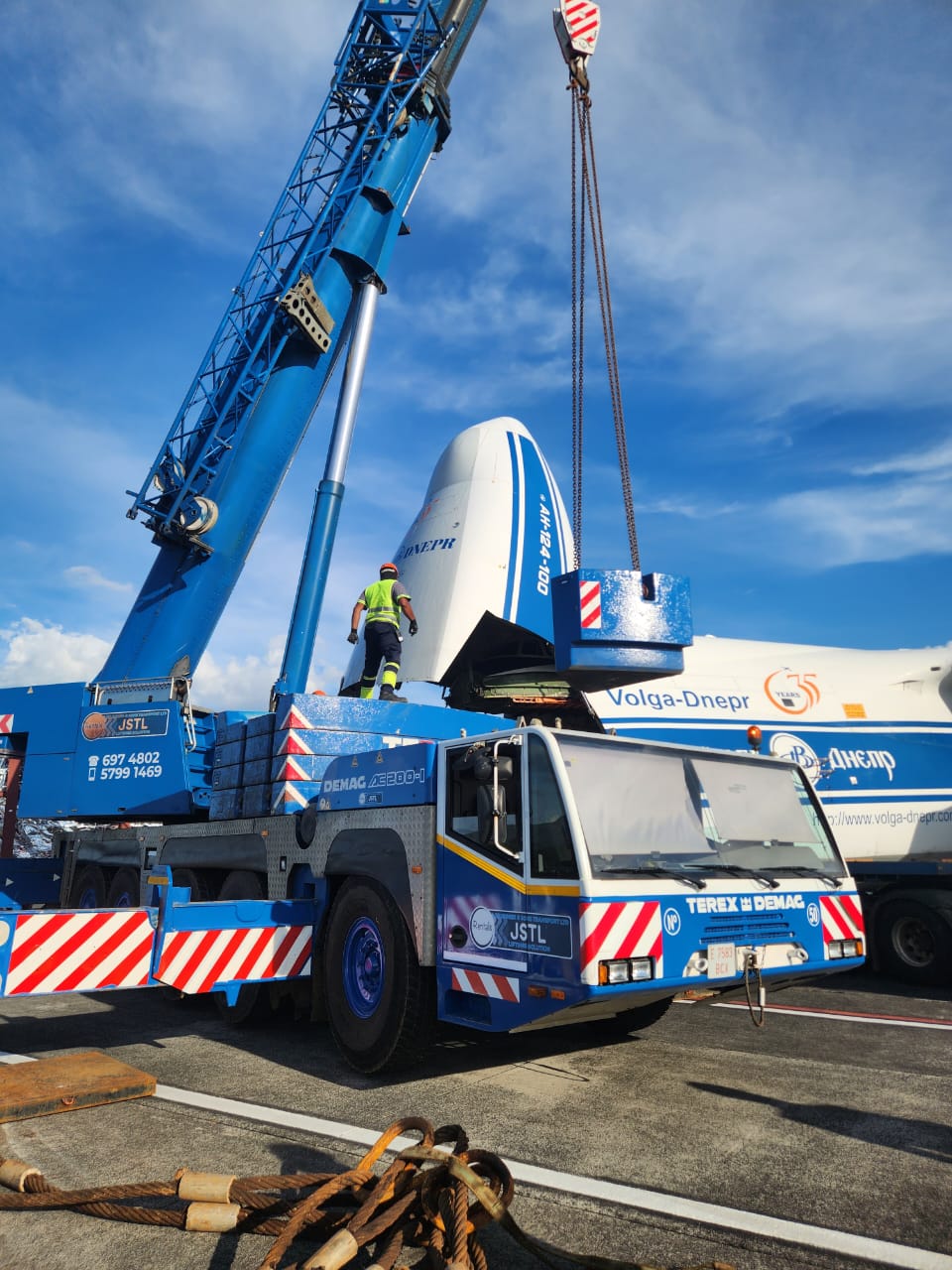 Demag crane at the open nose of an An-124