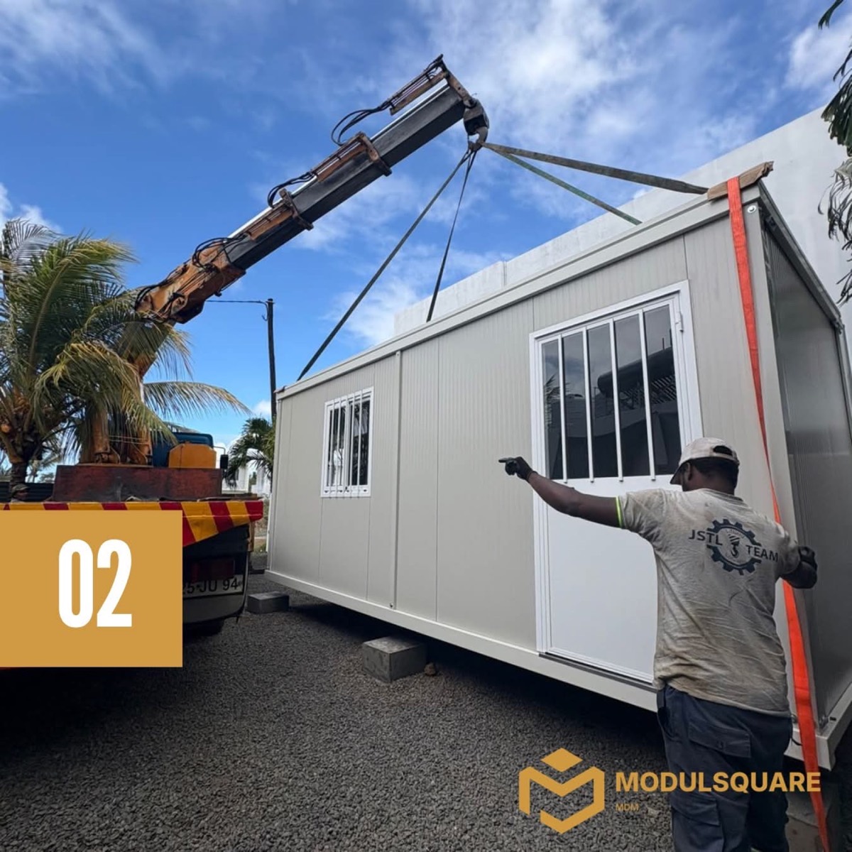 JSTL transporting a generator set